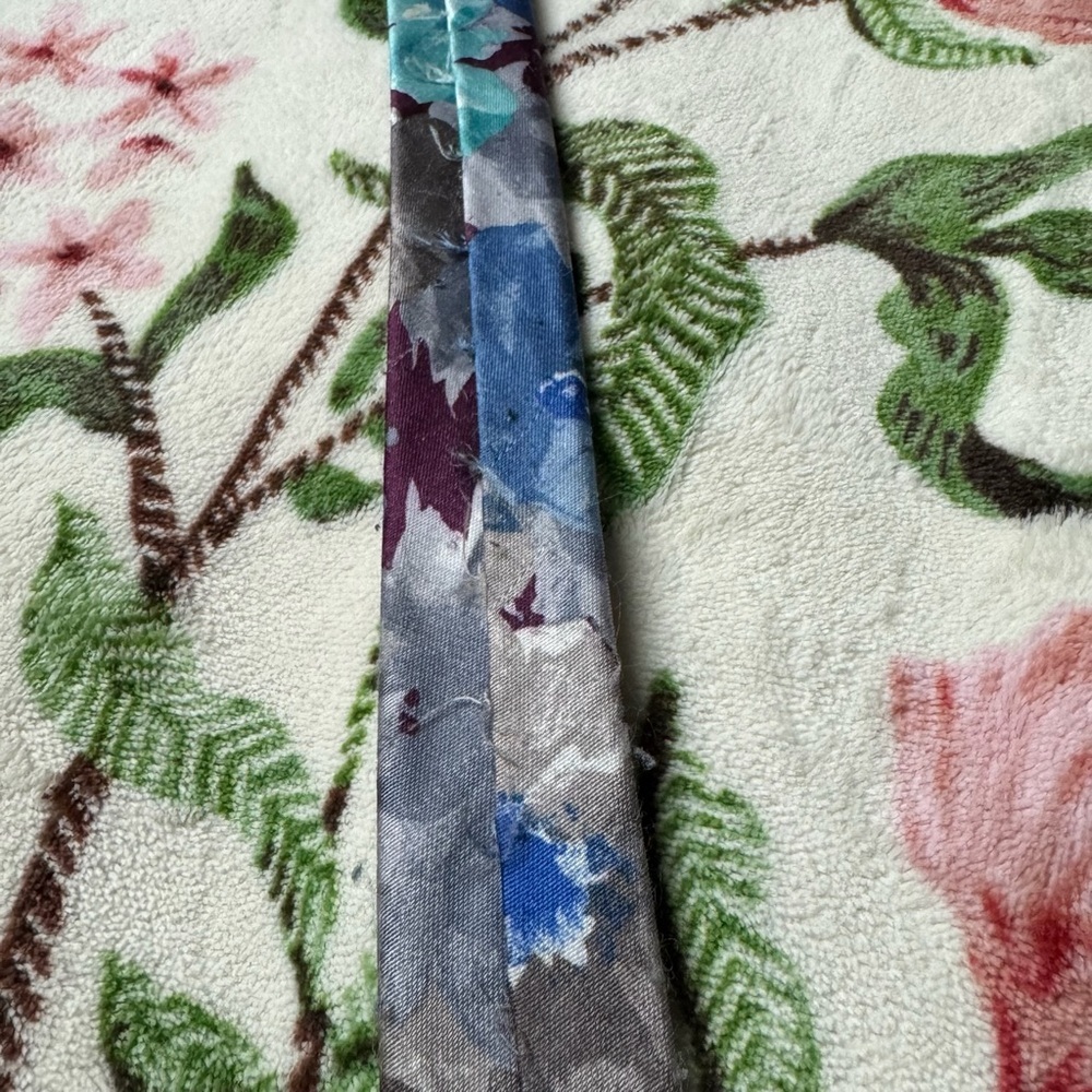 Aris Multicolor Floral Men's Tie - Picture 3 of 3